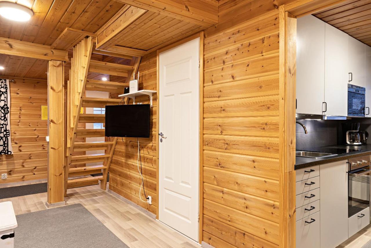 Arctic River Resort Ivalo Bagian luar foto