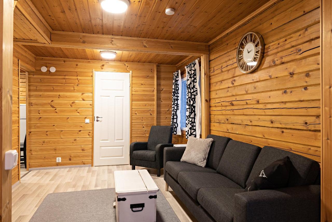 Arctic River Resort Ivalo Bagian luar foto
