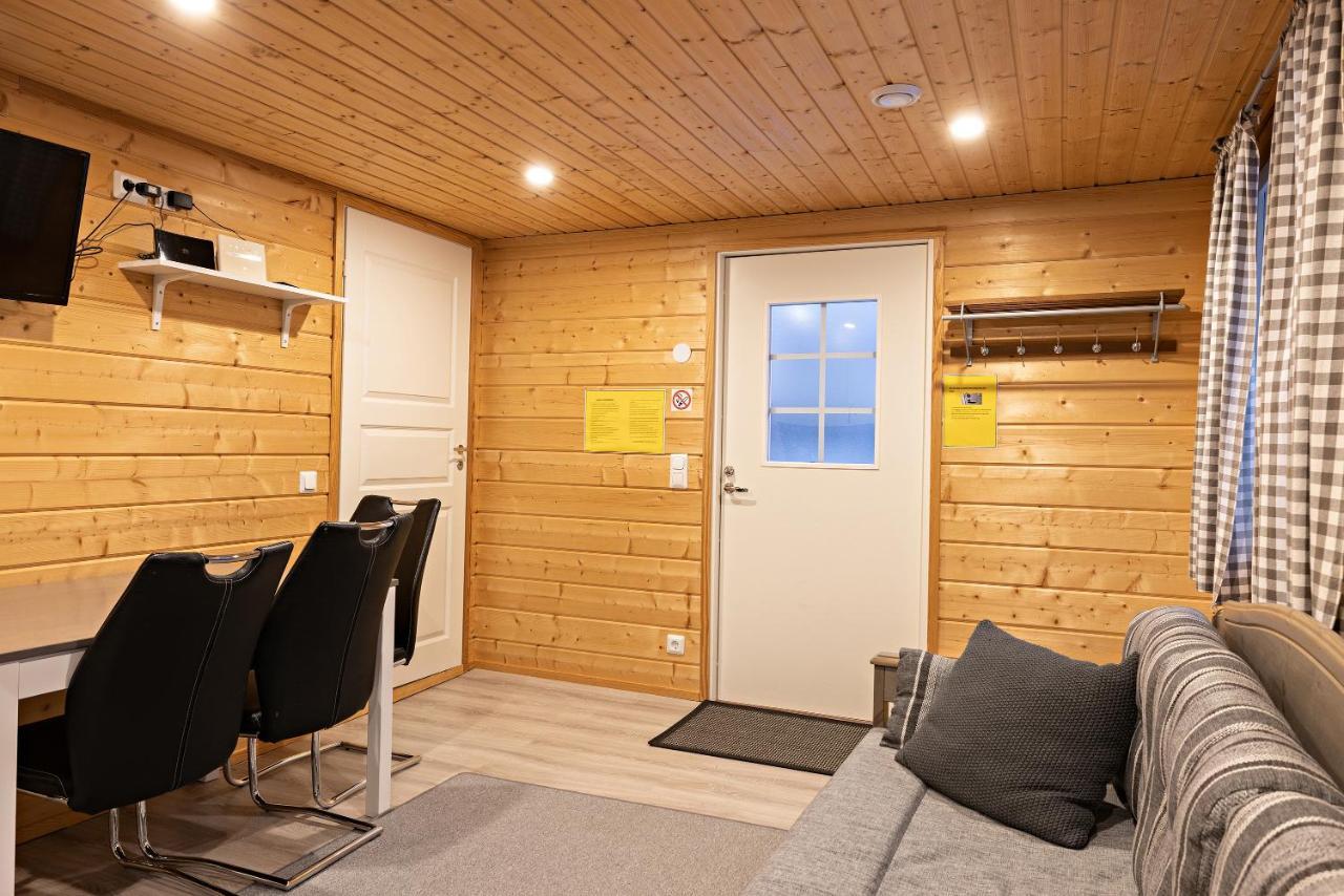 Arctic River Resort Ivalo Bagian luar foto