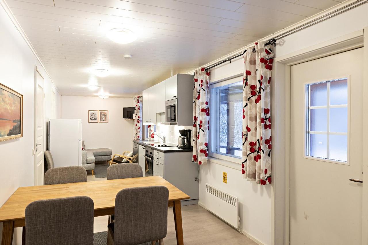 Arctic River Resort Ivalo Bagian luar foto