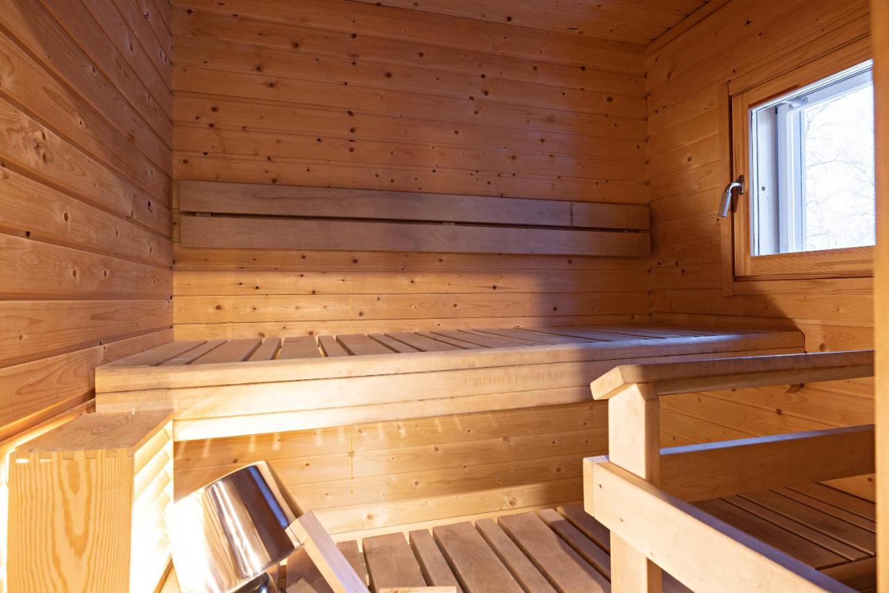 Arctic River Resort Ivalo Bagian luar foto