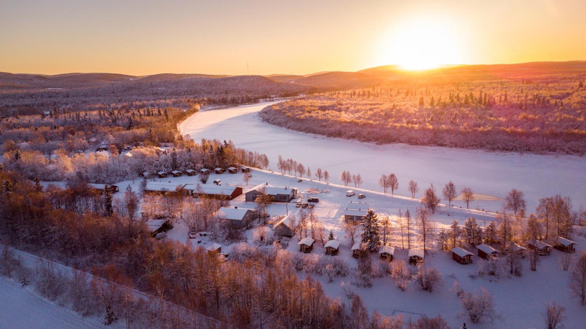 Arctic River Resort Ivalo Bagian luar foto