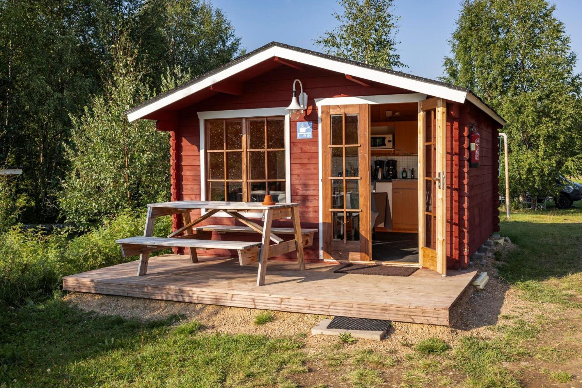 Arctic River Resort Ivalo Bagian luar foto