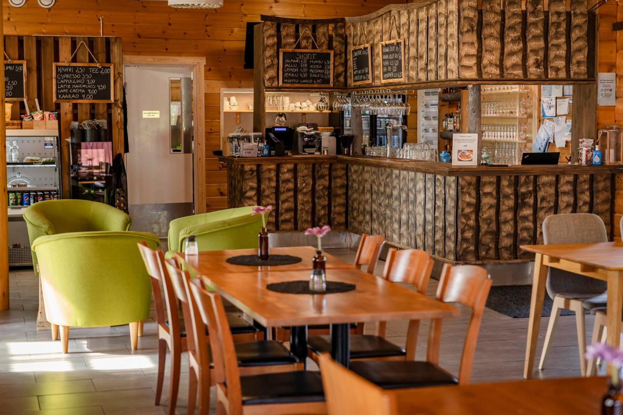 Arctic River Resort Ivalo Bagian luar foto