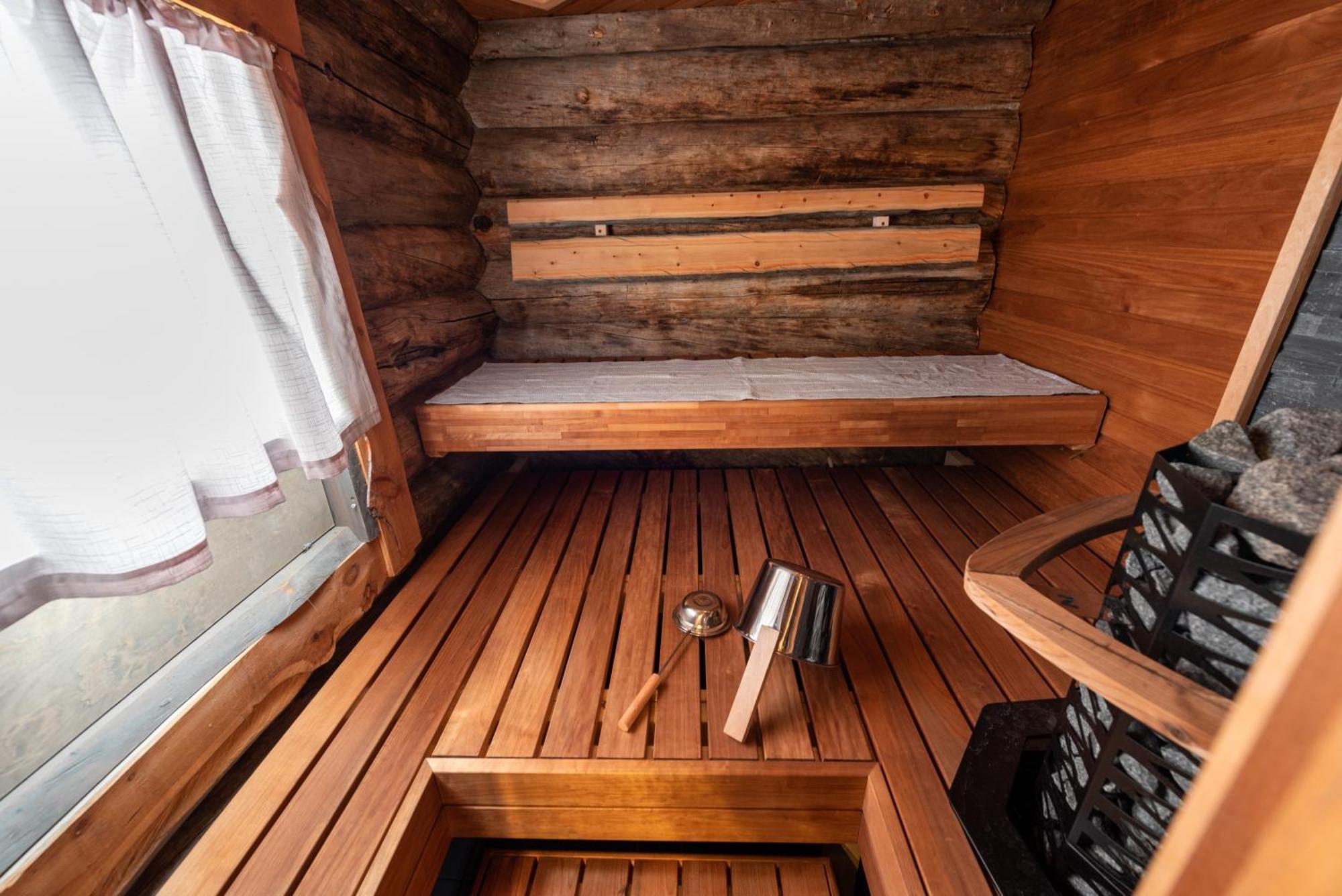 Arctic River Resort Ivalo Bagian luar foto